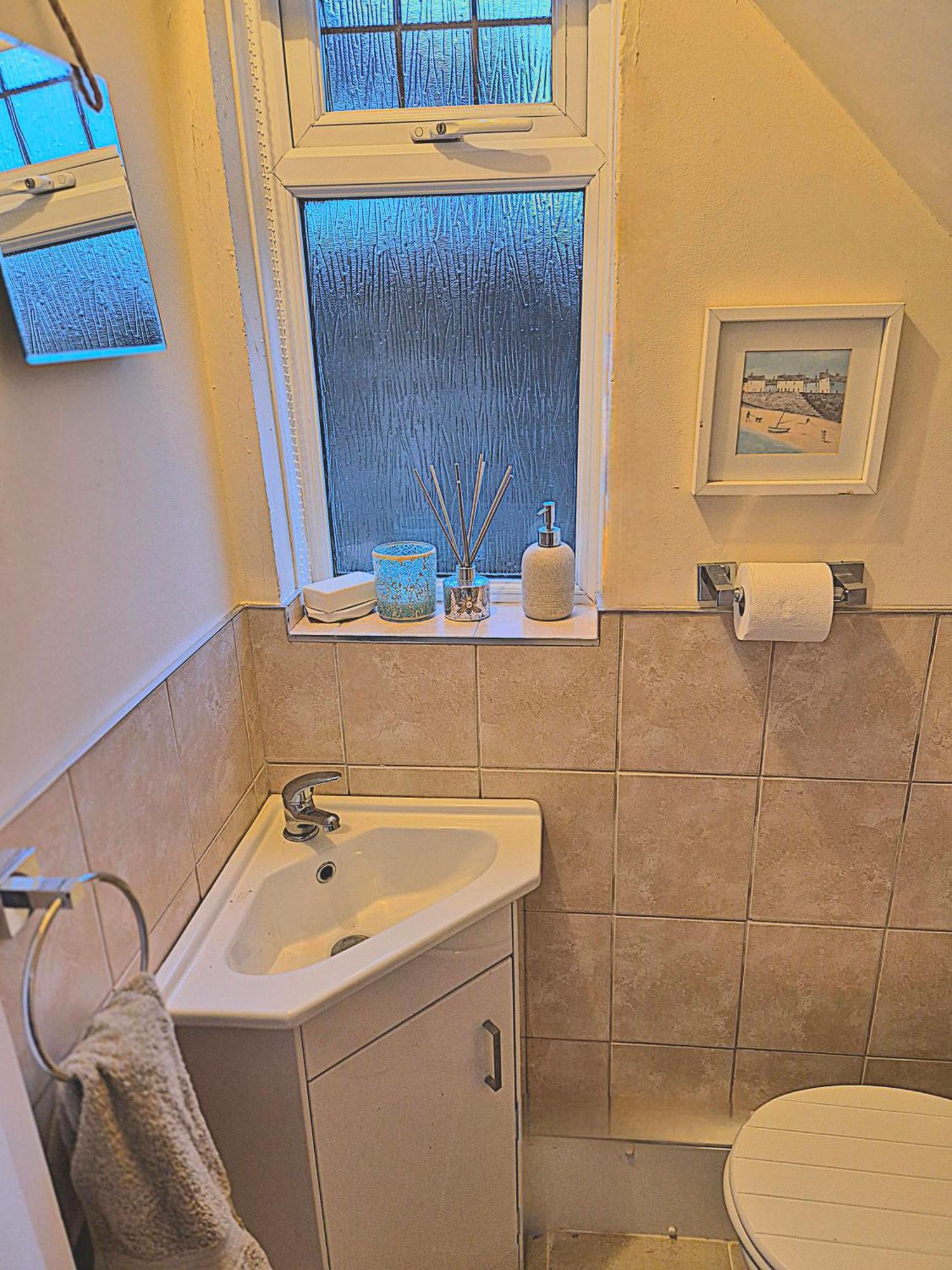 Сasa de vacaciones Spacious House With Parking In Excellent Location